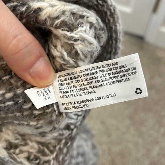 Universal Thread Thick Knit Fair Isle Sweater - Size Small - Picture 8 of 8